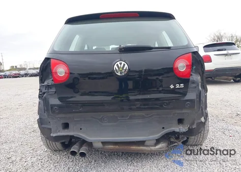 2009 Volkswagen Rabbit S z USA, uszkodzony, nr VIN WVWAA71K99W067751